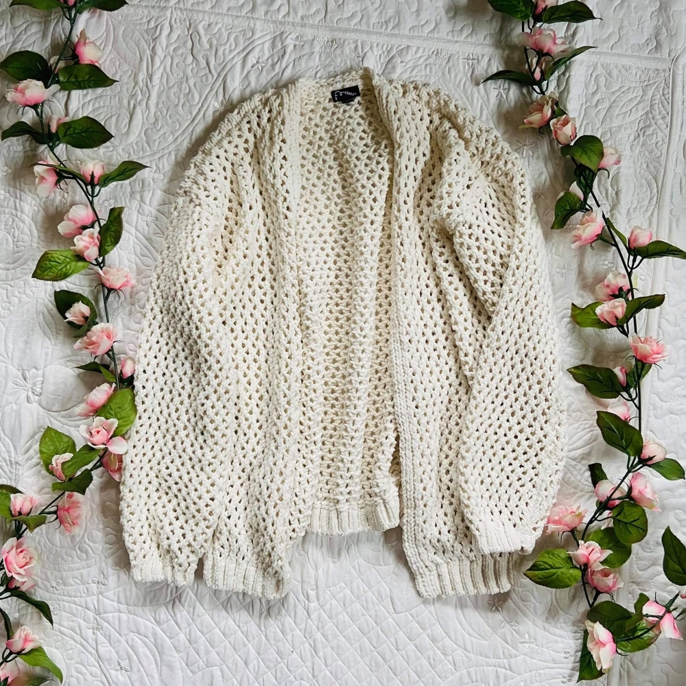 Knitted cardigan